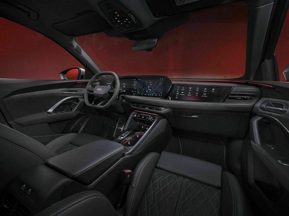 All new 2025 Audi Q5 interior driver cockpit and dashbaord